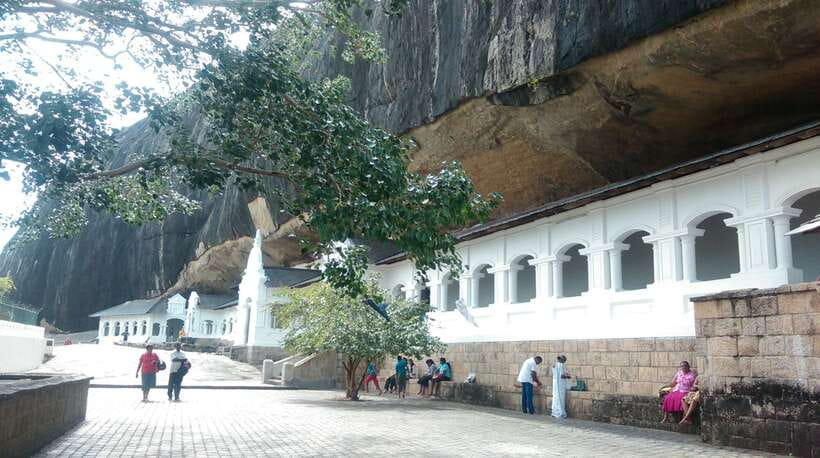 Kandy: Sigiriya Fortress & Cave Temple Full Day Private Tour - Who Should Book This Tour, and Who Should Skip It