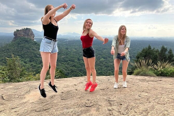 Kandy Sigiriya Rock and Village Safari Day Trip - Why Sigiriya and Dambulla in one day makes sense