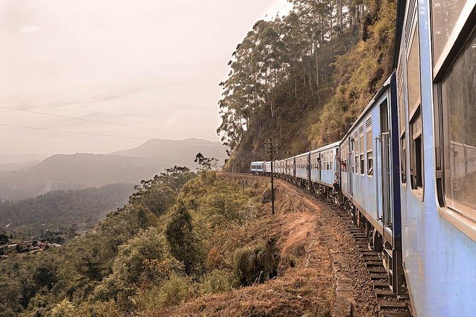 Kandy to Ella train ride on (Train No: 1005 "Podi Menike") - The Hatton to Haputale stretch, when the views peak