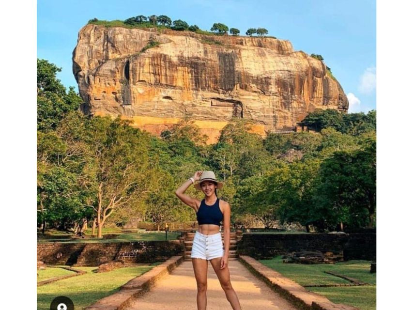 Kandy to Sigiriya Guided Day Tours by Local - Sigiriya Fortress or Pidurangala Rock: your climb choice