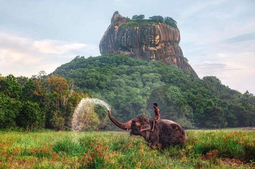 Kandy to Sigiriya Private Tour by Tuk Tuk with All Fees - Dambulla Cave Temple: UNESCO Caves, 150 Plus Statues, And Frescoes