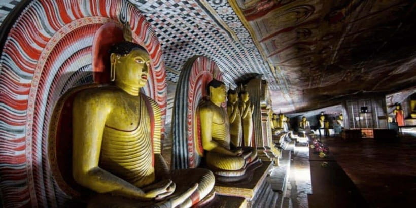 Kandy to Sigiriya Private Tour by Tuk Tuk with All Fees - Sigiriya Vs Pidurangala Rock: Choosing Effort And Ticket Costs