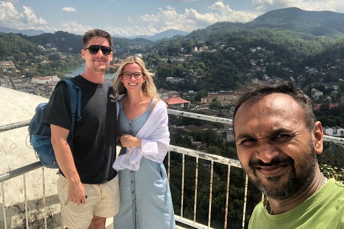 Kandy TukTuk tour with Local Tour Guide - Why a tuk tuk loop around Kandy works so well
