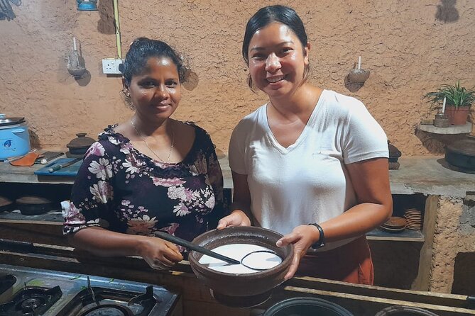 Kandy Village Cooking Class - Market-to-Meal in Kandy City, Then Out to the Village