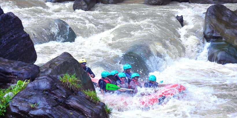 Kitulgala Thrilling White Water Rafting Adventure - The 2.5-hour flow: from meeting point to final splash