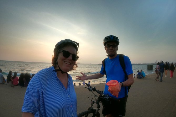 Luxury Night Cycle Tour of Colombo - Getting there: Independence Square timing and logistics
