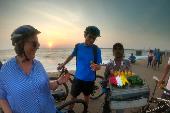 Luxury Night Cycle Tour of Colombo - Independence Square and the Independence Memorial Hall