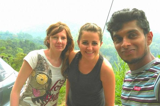 Most Popular Round Tour in Sri Lanka - Nuwara Eliya: British-style town atmosphere and tea factory time