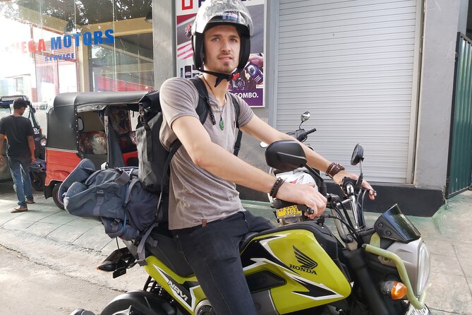 Motorcycle Rental in Negombo - The bike and gear: what you get, and how it affects your day