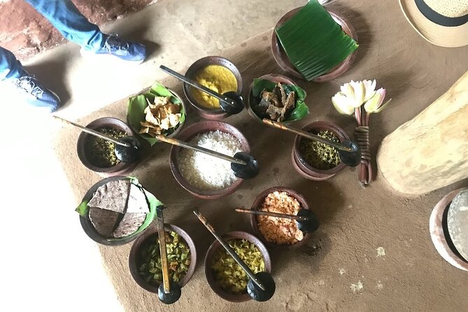 Multi Day Private Tour Around Sri Lanka with our Personal Driver - Day 6 and 7: Horton Plains at 05:00, the Ella train, Little Adam’s Peak, Nine Arches Bridge, and Nil Diya Pokuna