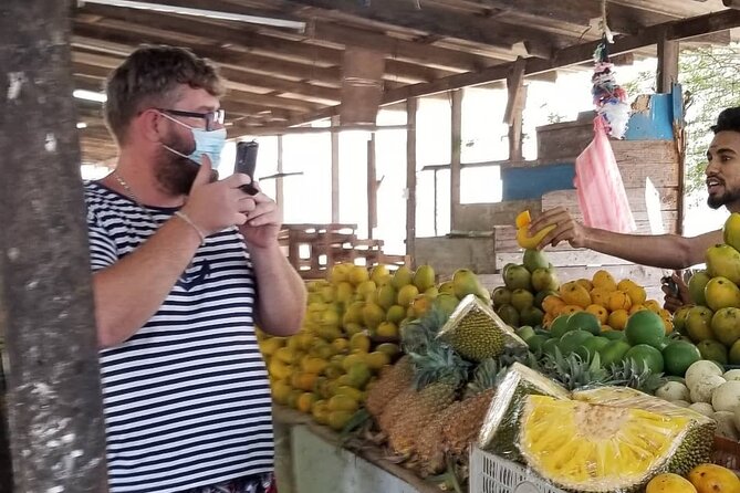 Negombo Express Food Tour with 7+ Tastings - Three hoppers, the best way to learn texture differences fast