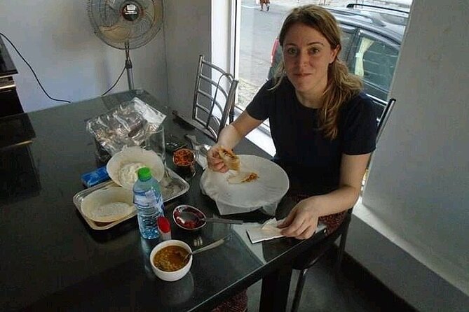 Negombo Express Food Tour with 7+ Tastings - Pickup, private group flow, and how the tuk tuk ride fits in
