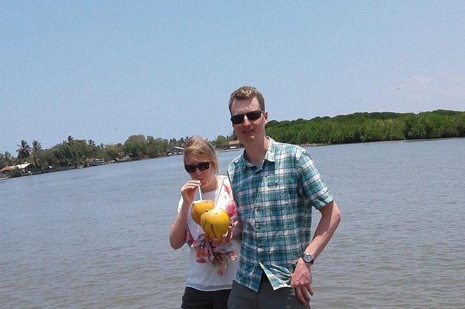 Negombo Lagoon Boat Safari From Negombo - Getting to the canal: tuk-tuk pickup and a smooth start