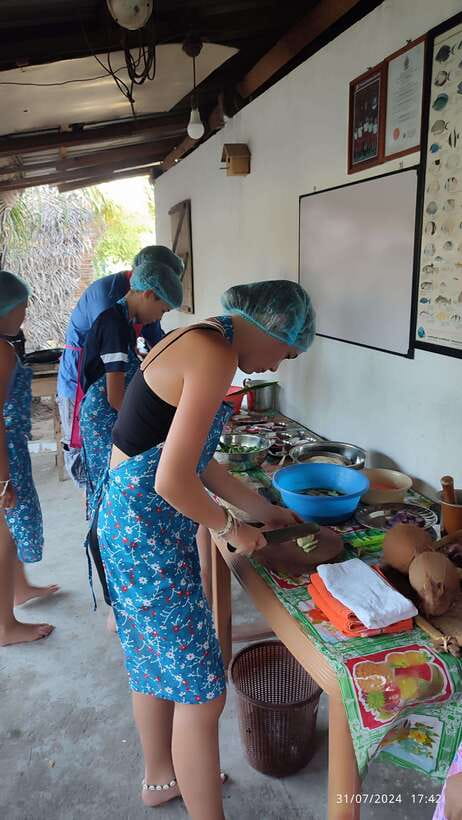 Nilaveli: Sri Lankan Cooking Class with a Local Family - Your 5-Hour Class: From Ingredients to a Full Meal