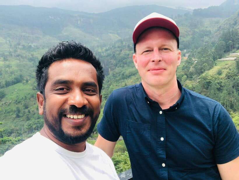 Nuwara Eliya: Tea Factory and Victoria Park Tour by Tuk Tuk - Tea plantation photo time and Hakgala Botanical Garden pauses