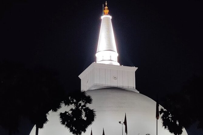 One Day Tour - Sacred city of Anuradhapura & Sacred city of Mihintale. (Sunset) - Anuradhapura: ancient capital ruins and the feeling of continuity