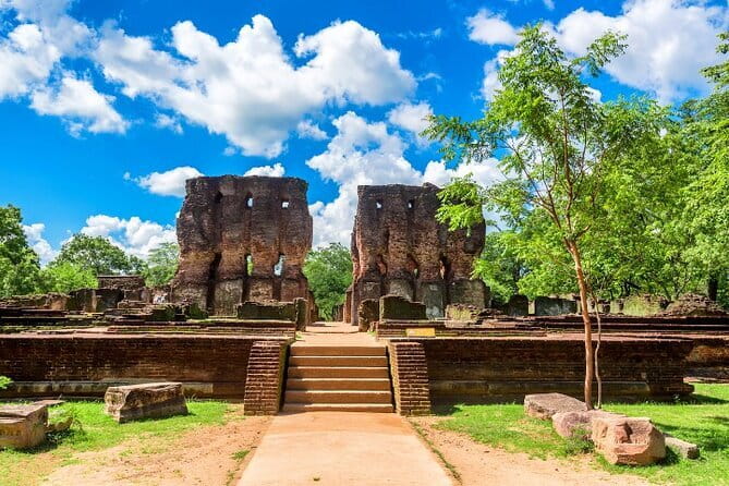 Polonnaruwa Ancient City Private Day Tour (Hidden Gems) - Key highlights at a glance
