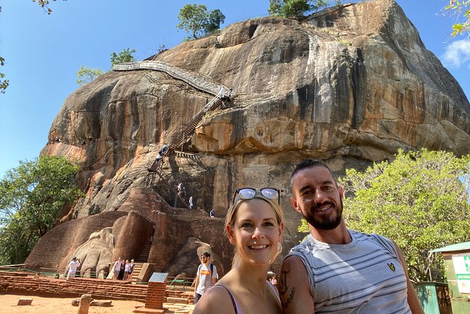 Private Car & Driver for 07 Days Tour In Sri Lanka - Day 5: Little Adam’s Peak sunrise vibes, Nine Arches Bridge, and Ravana Ella Falls