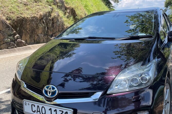Private Car & English-Speaking Driver – Sri Lanka Island wide - Door-to-door start in Colombo and Negombo