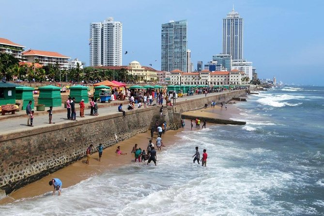 Private Colombo City Tour by Sri Lanka Private Drivers - Galle Face Green: ocean air, skyline views, and a street snack pause