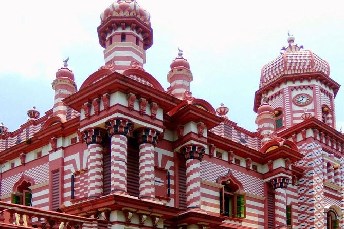 Private Colombo City Tour by Sri Lanka Private Drivers - Hotel or airport pickup, then Colombo traffic does not win