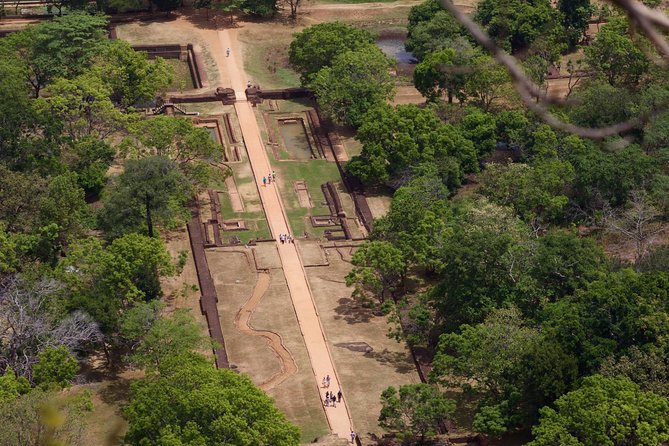 Private Day Tour from Colombo to Sigiriya, Dambulla & Pidurangala - How Fit You Need to Be, and How to Think About the Walks
