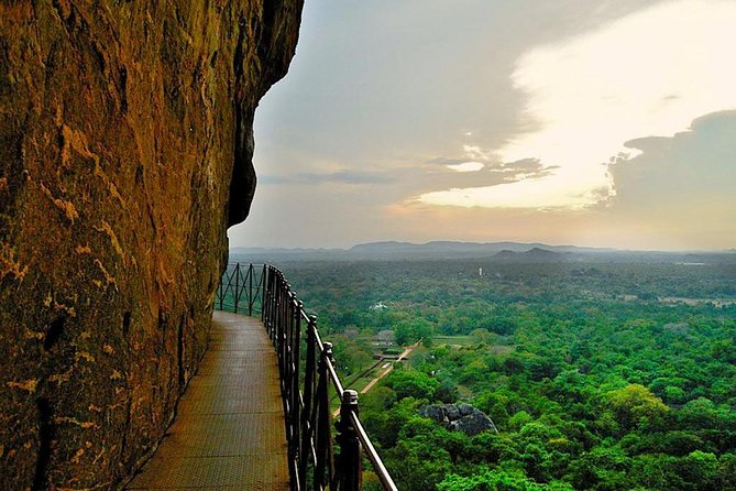Private Day Trip to Sigiriya , Dambulla and Pidurangala Rock - Tips to Make Sigiriya and Pidurangala Easier on Your Body