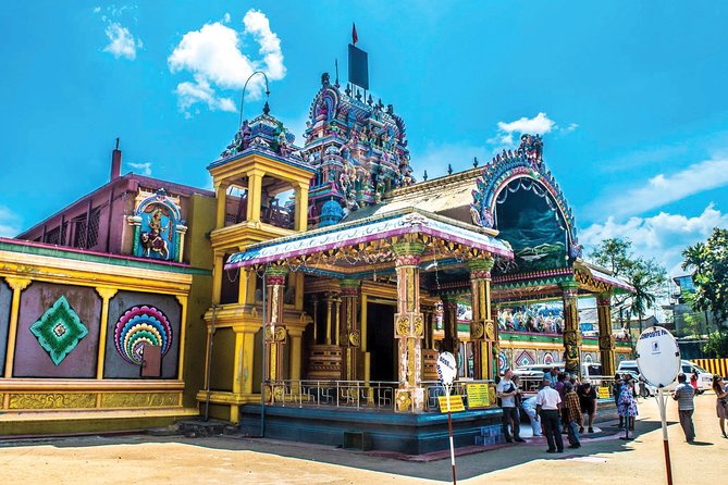 Private Day Trip to Sigiriya & Dambulla from Kandy – Aaliya Tours - Dambulla Cave Temple: A Golden Temple Visit With a Time Limit