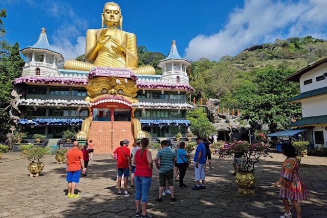 Private Full Day Tour Sigiriya and Dambulla From Kandy - Sri Muthumari Amman Kovil stop, quick culture and a rain goddess story
