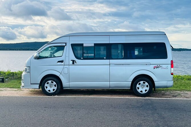 Private Round Tour in Sri Lanka with Vehicle - Private luxury vehicle, and what you actually gain