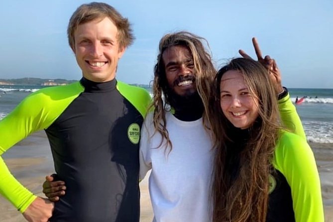 PRIVATE Surf lesson for Beginners Couple - Weligama beach timing: start early, learn faster