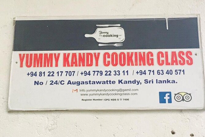 Private Traditional Sri Lankan Cooking Class in Kandy with Hotel Transfers - Door-to-door Kandy pick-up and a tea or coffee start