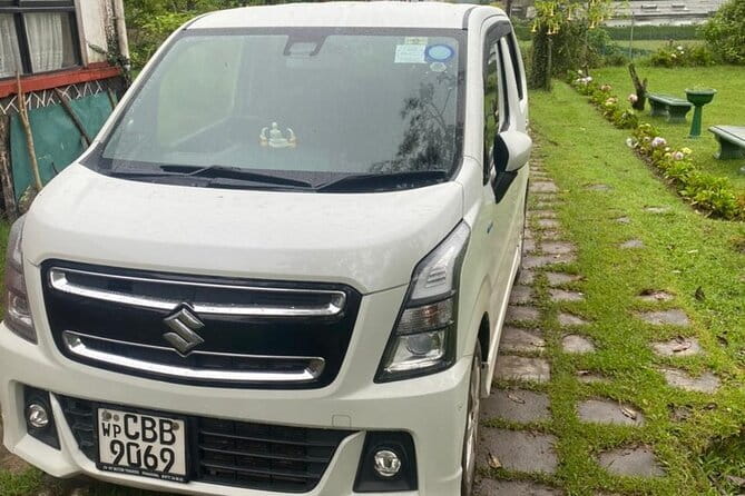 Private Transport Service from Sri Lanka - How This Private Taxi Makes Southern Sri Lanka Feel Easier