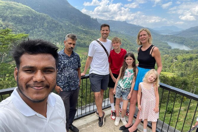 Scenic Road Trip to Ella from Kandy (Group) - Sri Baktha Hanuman Temple: a calm cultural break on the Ramayana trail