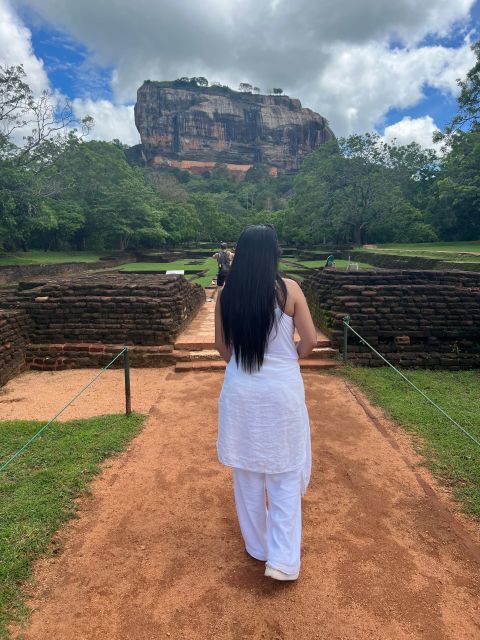 Sigiriya and Dambulla Private Full-Day Tour - Should you book this Sigiriya and Dambulla full-day tour?