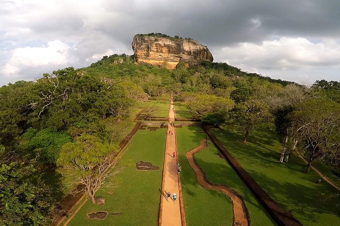 Sigiriya & Dambulla Private Day Trip with Entry Fees & Lunch - Stairs, heat, and what to do before you start climbing