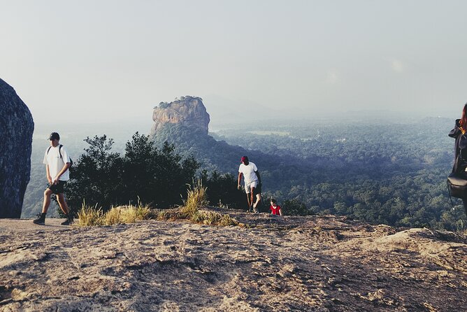 Sigiriya Dambulla Wonders Day Trip from Kandy - Dambulla Cave Temple: What to See in the “Big Rock” Complex