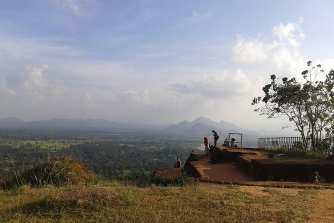 Sigiriya Day Tour - Dambulla Cave Temple - A One-Day Mix of Crafts, Caves, and the Famous Rock Fortress