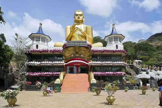 Sigiriya Rock and Dambulla Cave Temple Day Tour - Stop 1: The Natural Spice Garden break you’ll actually remember