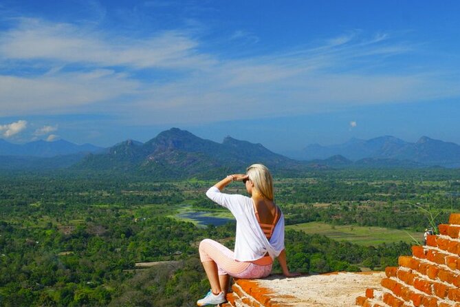 Sigiriya Rock & Cave Temple with Jeep Safari Private Day Trip - Sigiriya Lion Rock: Ruins on a 200 m Rock That Actually Make Sense