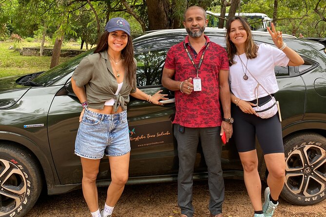 Sigiriya Rock Fortress and Cave Temples Day Trip - Lunch at Oakray Restaurant in Inamaluwa: included and timed well
