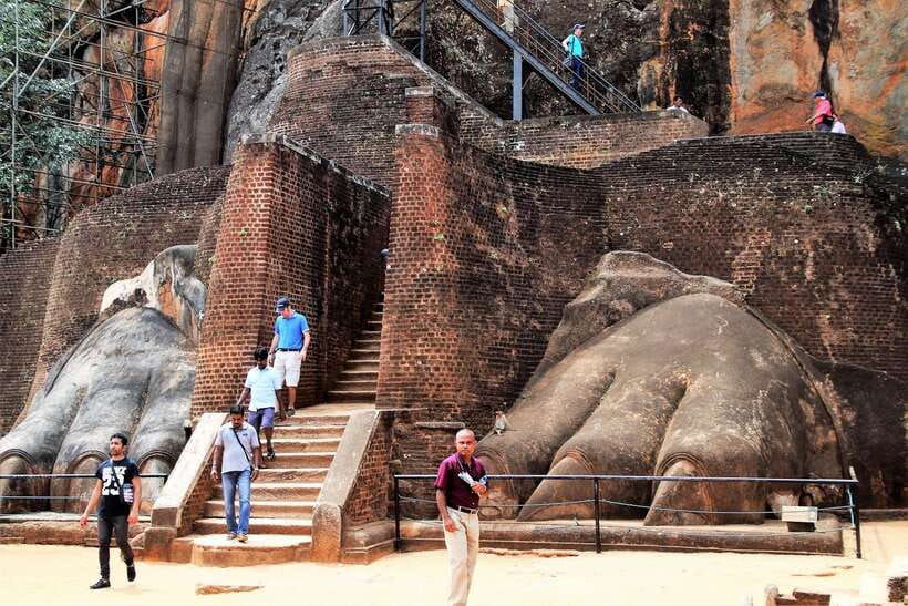 Sigiriya: Rock Fortress Private Guided Walking Tour - The Sigiriya rock fortress, in plain terms