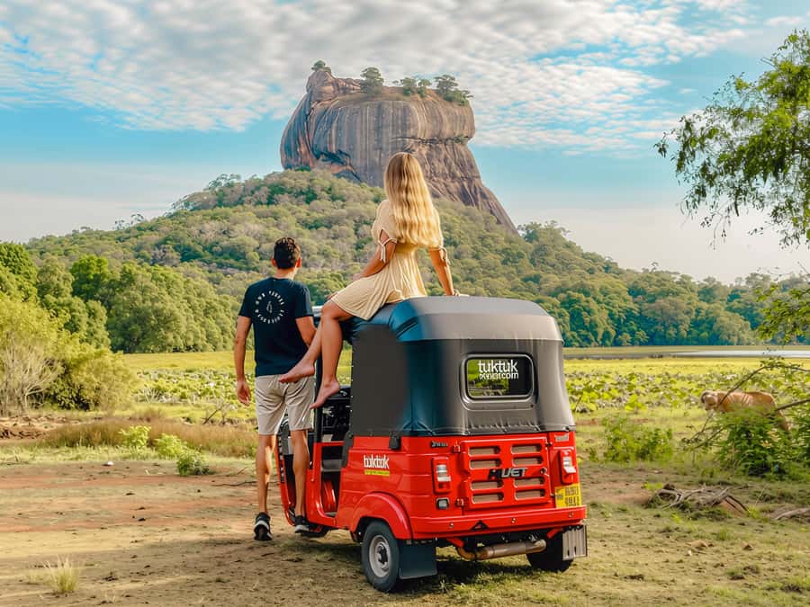 Sigiriya: Sigiriya or Pidurangala Sunrise/Sunset Hike - How This Sigiriya or Pidurangala Golden-Hour Hike Works