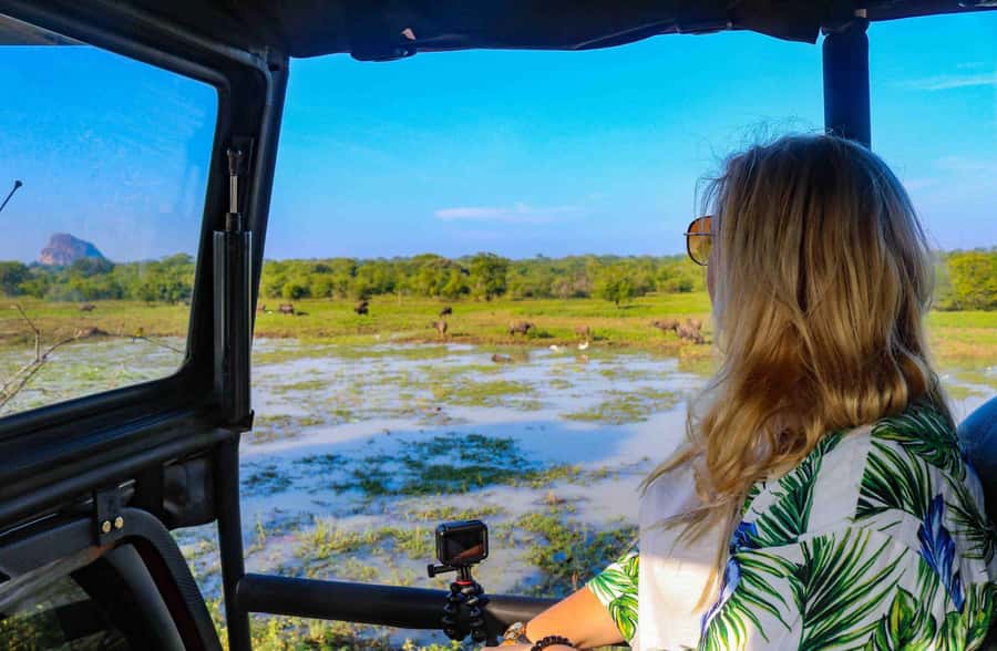 SKIP THE LINE - YALA SAFARI TOUR - Incl. ENTRY TICKETS - Pickup and Morning Flow: Kataragama, Kirinda, Tissamaharama, Weerawila