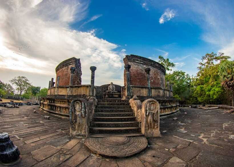 Sri Lanka: 4-Day Private Tour Focusing on Cultural Triangle - What you really pay: value math and entrance fee budgeting