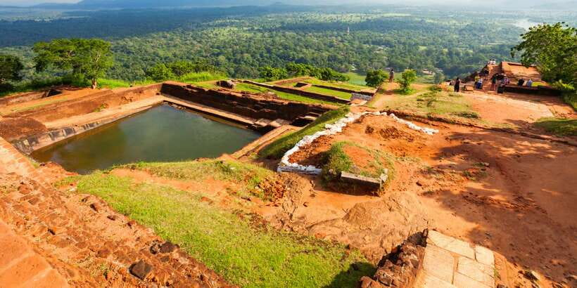 Sri Lanka Bentota: Day Trip to Sigiriya and Dambulla Temple - Spice garden stop: a sensory reset on the way up