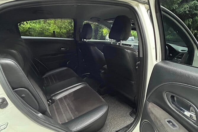 Sri Lanka Car and Driver Hire - Private Driver and Chauffeur - Choosing your pickup point, and the northern area limitation
