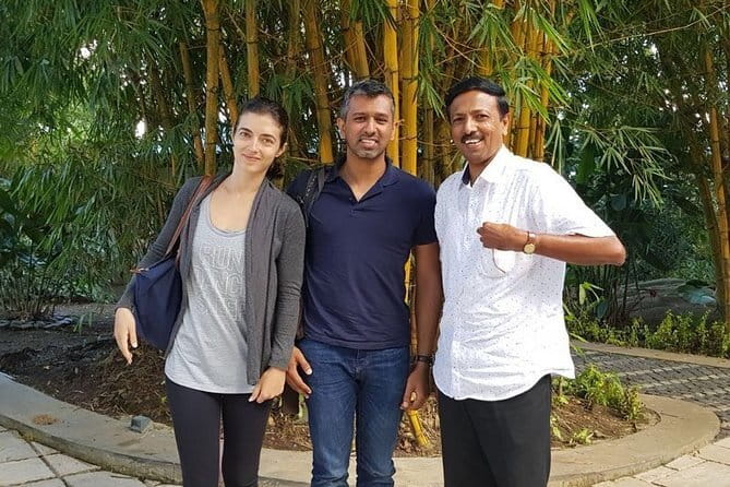 Sri Lanka Car and Driver Hire - Private Driver and Chauffeur - Luggage, comfort, and the real day-to-day driver details