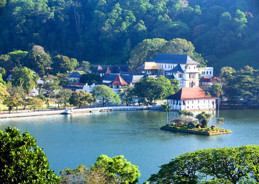 Sri Lanka Private 2-day Tour:Train Trip, Kandy, Nuwara Eliya - Price and What You’re Really Buying for $275