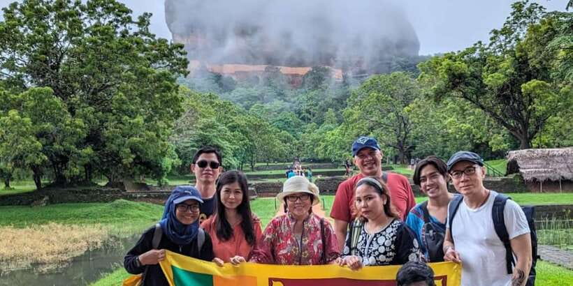 Sri Lanka private tour package 10 Days. and luxury hotel - Anuradhapura and Mihintale, plus the cave temple stop you should plan around